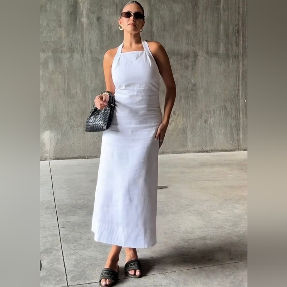 Zara White Linen Halter Dress Size L NWT Open Back Embroidered Hem 100% Linen